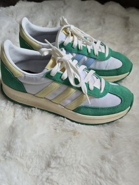 Adidas Run 2.0 Sneakers